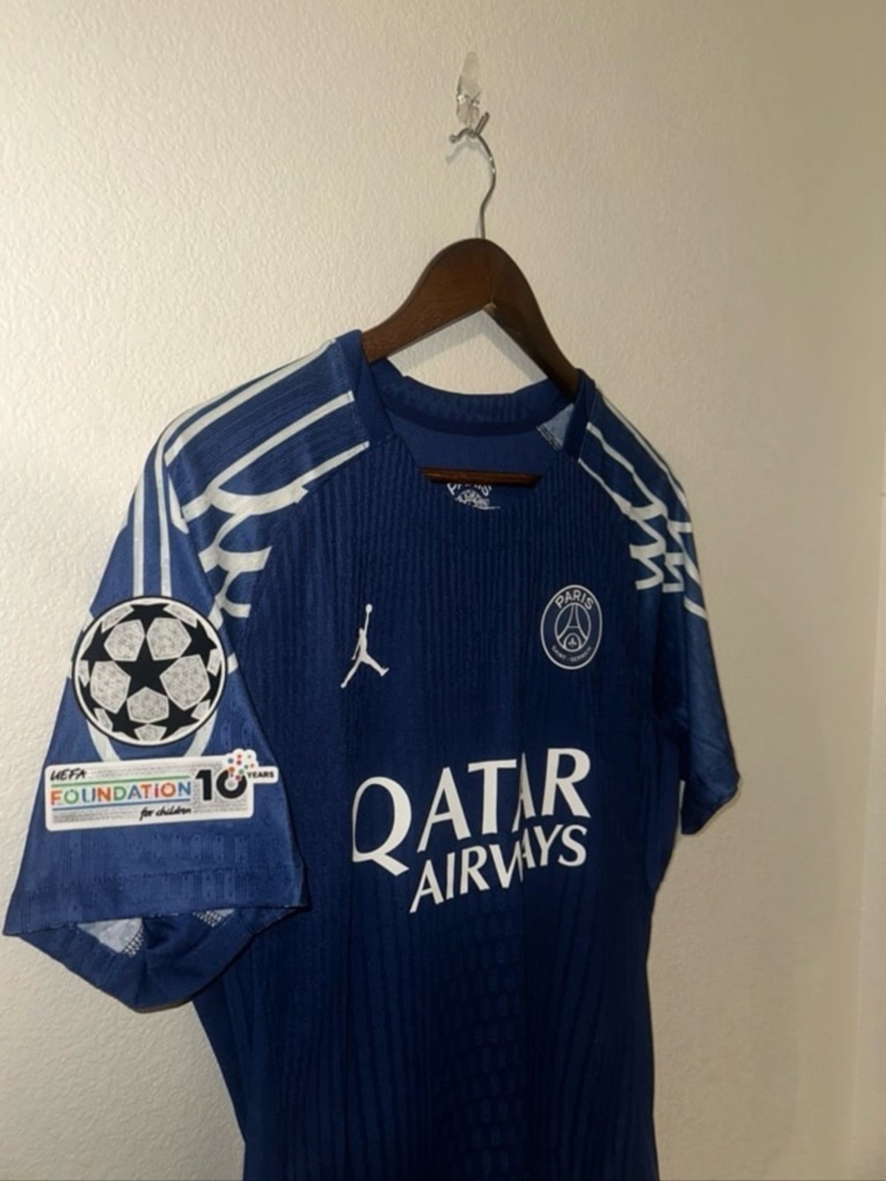PSG 2025/26 Fourth Jersey - Desire Doue - Size M - Picture 5 of 5